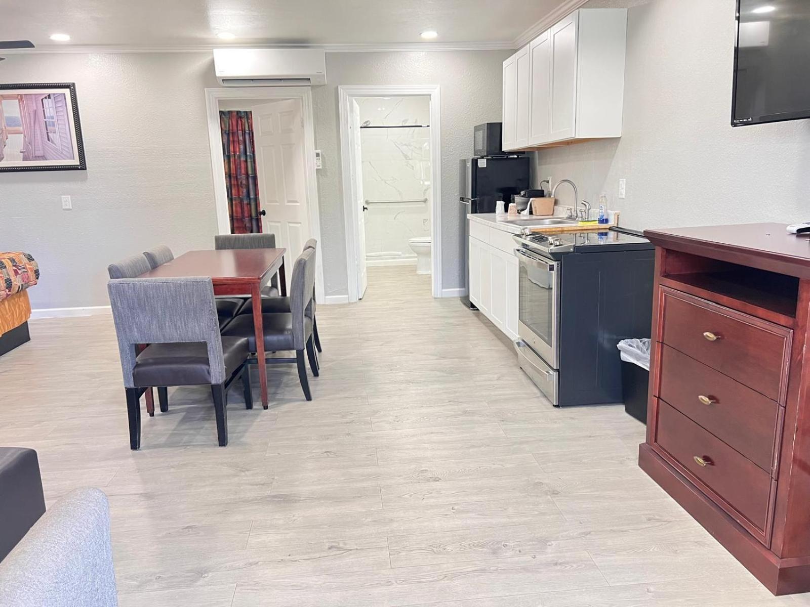Sunshine Inn & Suites Venice, Florida Venice Gardens Ngoại thất bức ảnh