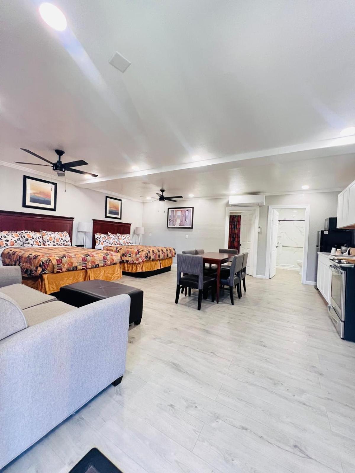 Sunshine Inn & Suites Venice, Florida Venice Gardens Ngoại thất bức ảnh