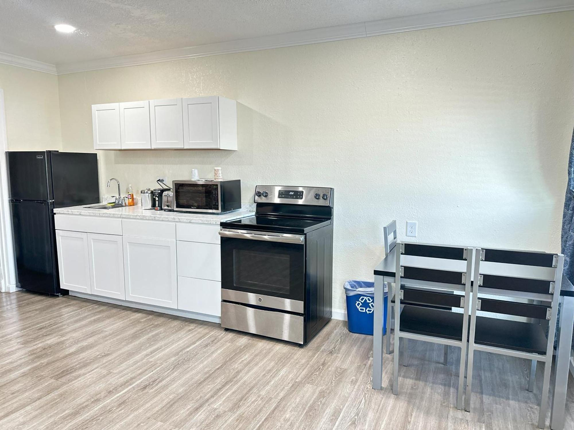 Sunshine Inn & Suites Venice, Florida Venice Gardens Ngoại thất bức ảnh