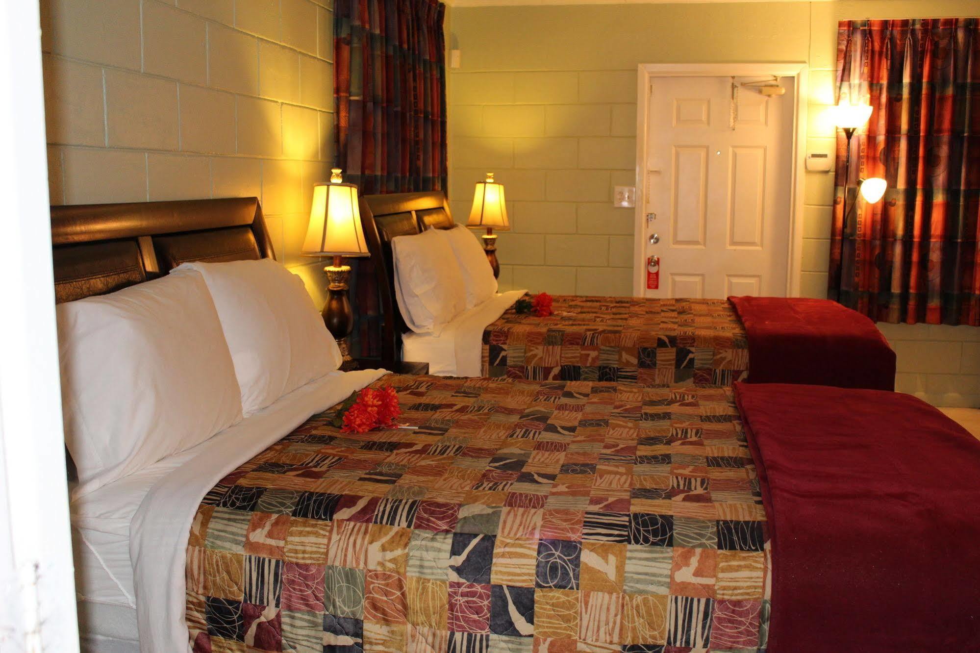 Sunshine Inn & Suites Venice, Florida Venice Gardens Ngoại thất bức ảnh