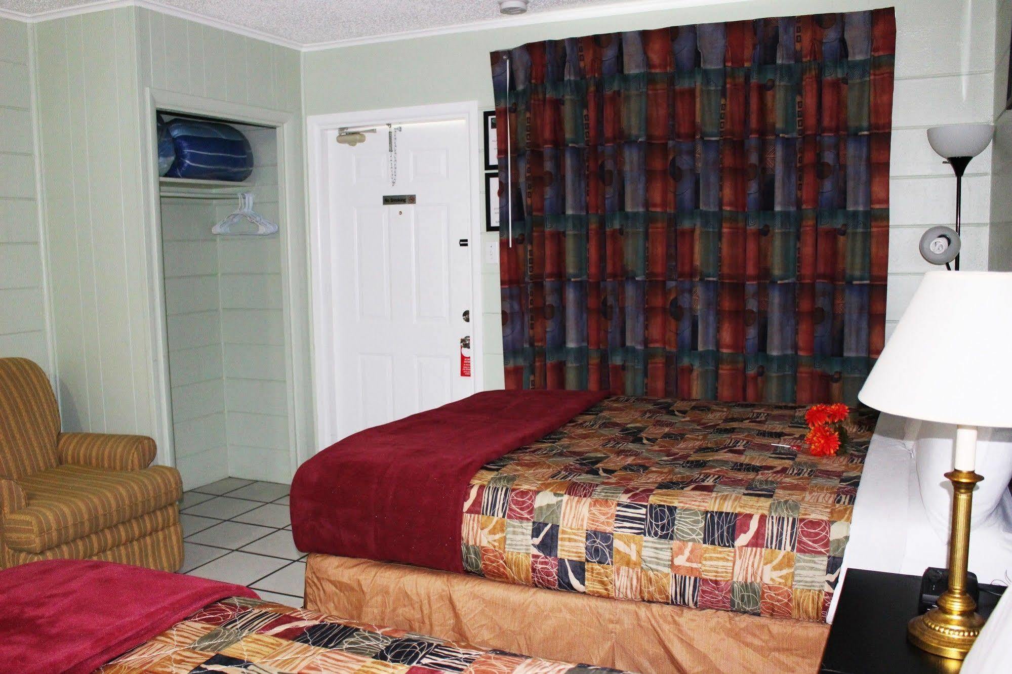 Sunshine Inn & Suites Venice, Florida Venice Gardens Ngoại thất bức ảnh